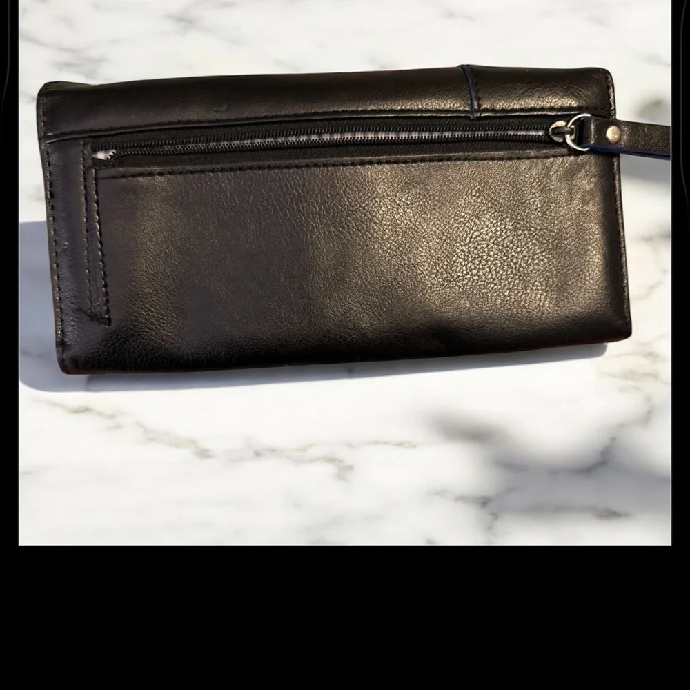 Nautica Black Wallet with Blue Trim - Picture 4 of 4